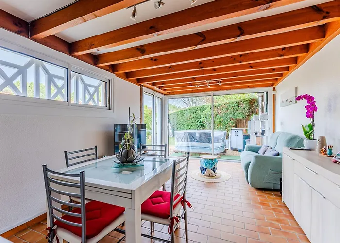 Maison T3 Pres Du De Biscarrosse, Secteur Boise, Terrasse & Jardin, Pour 4 Pers., 2 Etoiles - Fr-1-521-96 * Biscarrosse