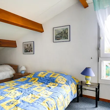 Holiday home Maison T3 Pres Du De Biscarrosse, Secteur Boise, Terrasse & Jardin, Pour 4 Pers., 2 Etoiles - Fr-1-521-96 *