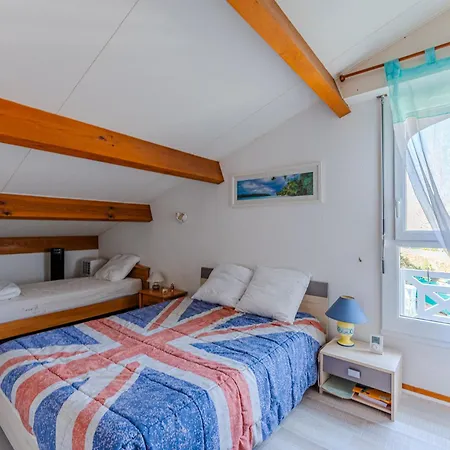 Maison T3 Pres Du De Biscarrosse, Secteur Boise, Terrasse & Jardin, Pour 4 Pers., 2 Etoiles - Fr-1-521-96 Vakantiehuis